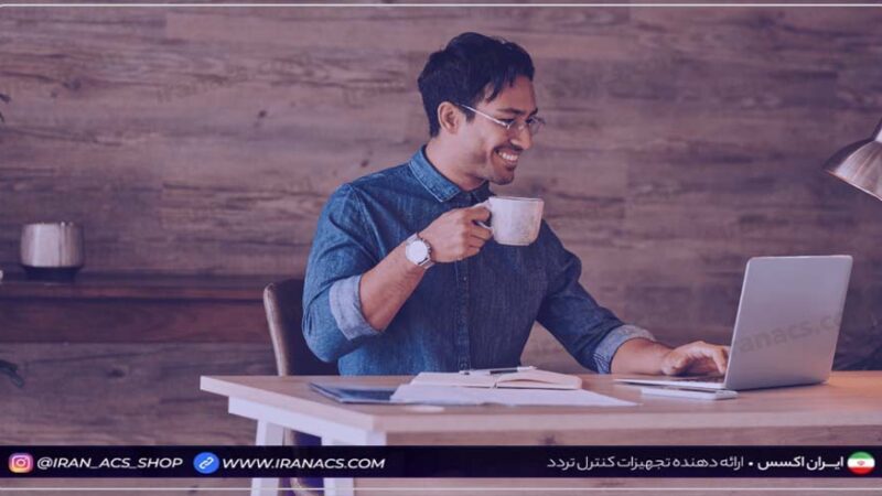 حضور و غیاب کارمندان دورکار